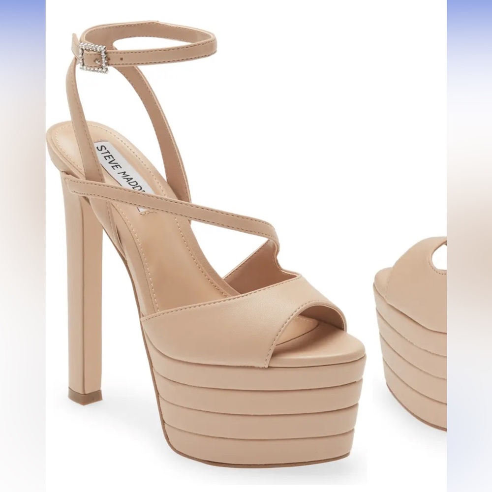 Nude/Blush Steve Madden platform heels NEW W/ BOX
